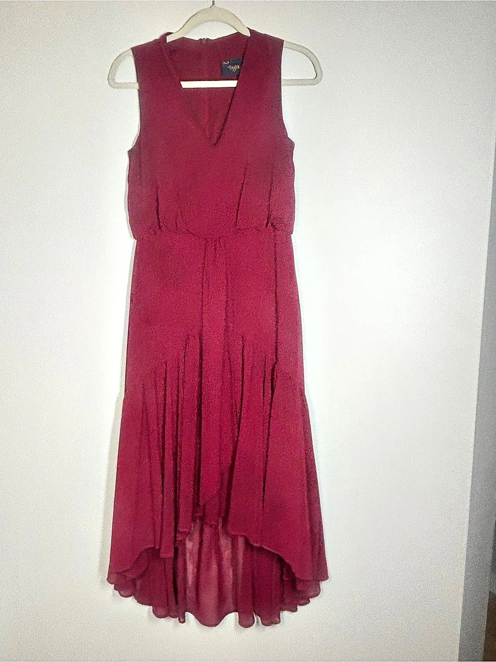 Just Taylor Burgundy Chiffon High-Low Midi Dress - Size 4